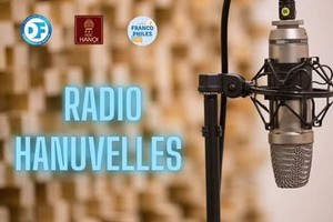 Radio-Hanuvelles est le tout premier et seul podcast français tenu par des étudiants francophones. Photo : vovworld.vn 
