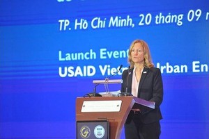 Aler Grubbs, directrice nationale de l'USAID au Vietnam s'exprime lors de l'événement. Photo: Consulat général des États-Unis à Hô Chi Minh Ville. 