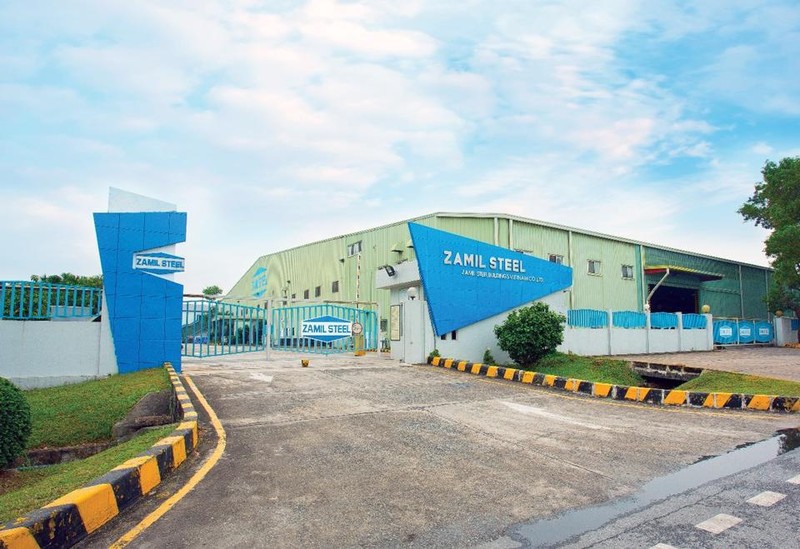 L’usine de construction en acier préfabriquée de Zamil Steel Vietnam dans le parc industriel de Nôi Bài. Photo : kinhtedothi.vn. 