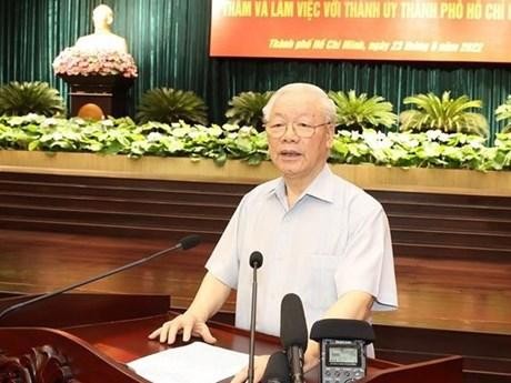 Le SG du PCV exhorte Hô Chi Minh-Ville à promouvoir son rôle de locomotive 