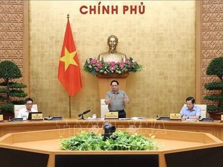 Le Premier ministre Pham Minh Chinh présidant la réunion du gouvernement sur l’élaboration des lois, à Hanoi, le 22 septembre. Photo: VNA