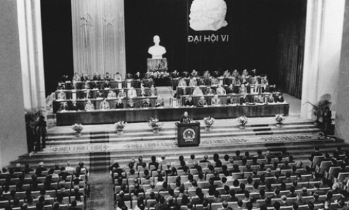 Le VIe Congrès national du PCV s'est tenu du 15 au 18 décembre 1986 à Hanoi. 