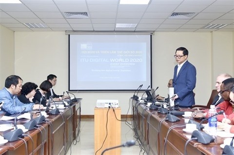 Un séminaire sur ITU Digital World 2020 organisé le 13 février à Hanoï. Photo : VNA 