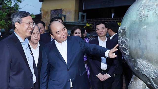Le Premier ministre Nguyên Xuân Phuc en visite à l’ancienne capitale impériale. Photo : VGP.