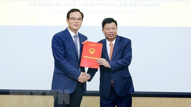 Remise de licience d'investissement au projet LG Display Hai Phong. Photo : VNA.