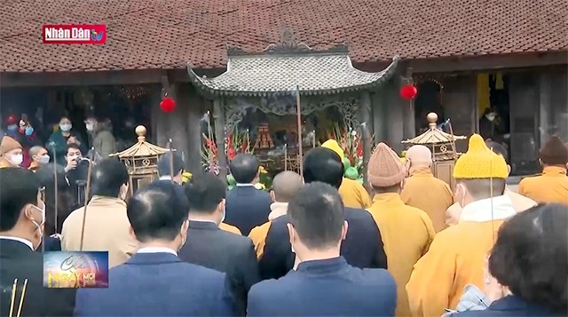 Quang Ninh : cérémonies d’offrande d’encens pour la paix à Yên Tu