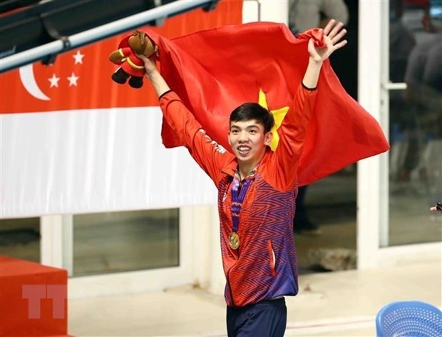 Le nageur Nguyên Huy Hoàng s’offre cinq médailles d’or et un record des SEA Games 31. Photo : VNA