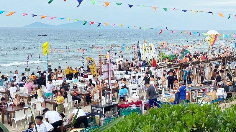 Le Festival de musique et de gastronomie de la plage d'An Bàng 2022. Photo : NDEL.