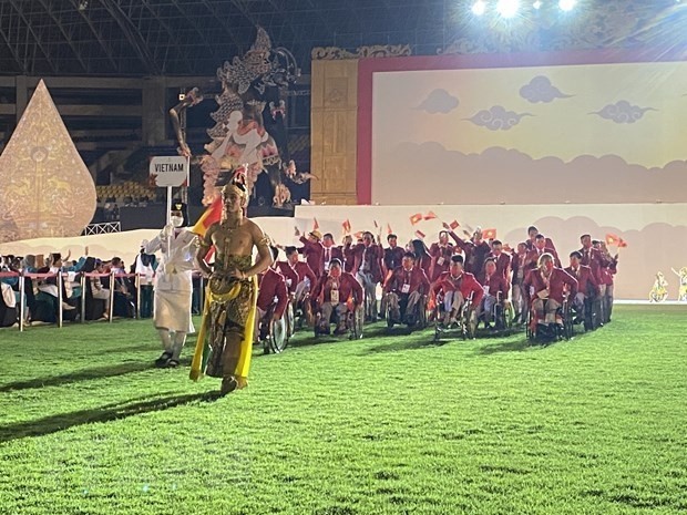 La délégation vietnamienne aux Jeux d'Asie du Sud-Est pour handicapés 2022. Photo : VNA.