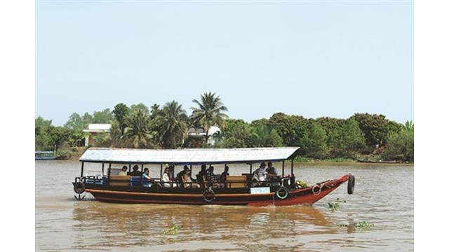 Hô Chi Minh-Ville : remise a flot du tourisme fluvial hinh anh 1 Voyageurs étrangers sur une croisière fluviale de Saigontourist Travel. Photo : Saigontourist/CVN.